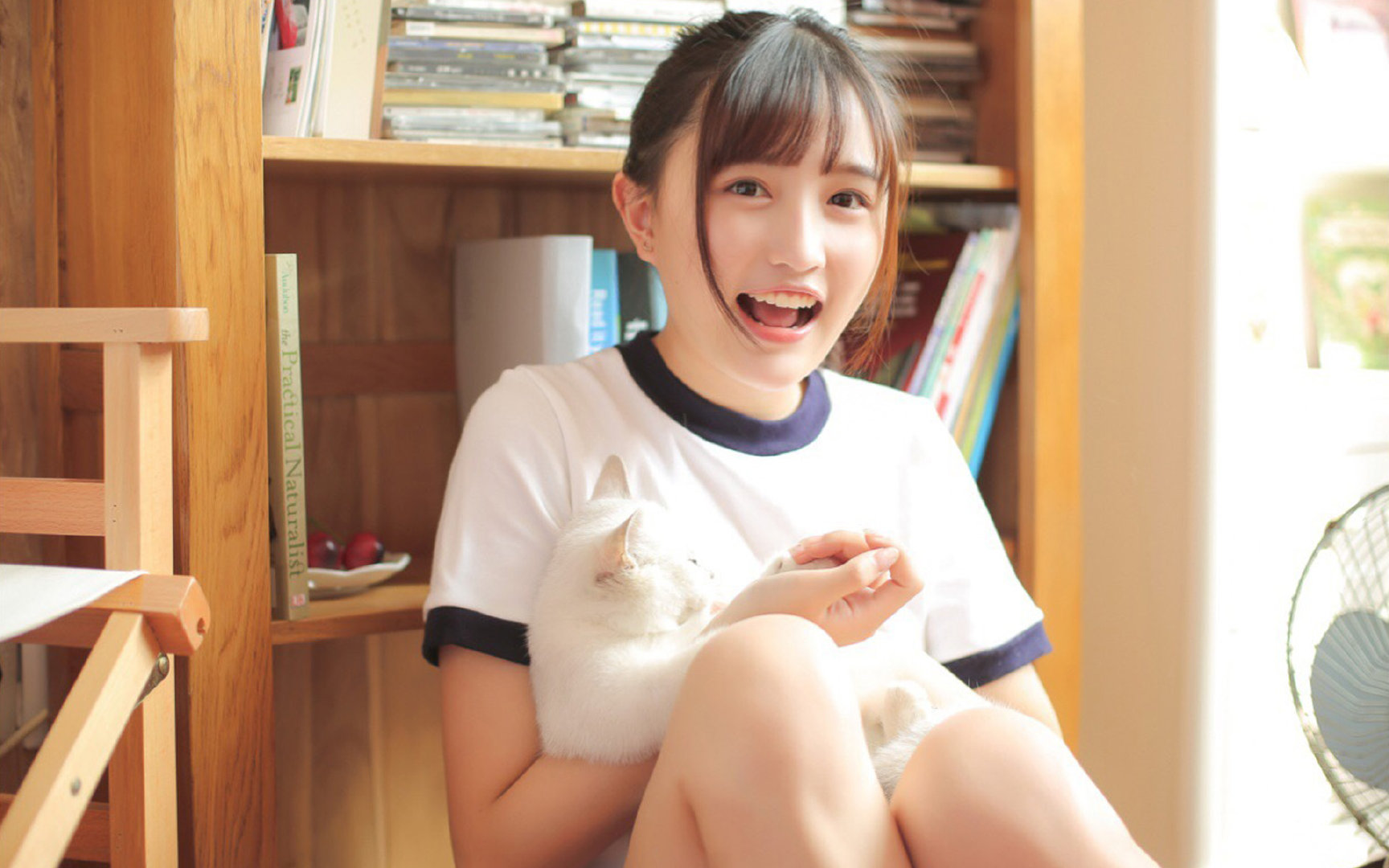 红蓝大战燃烧起，球场上的激情不容忽视，红蓝大战是什么意思